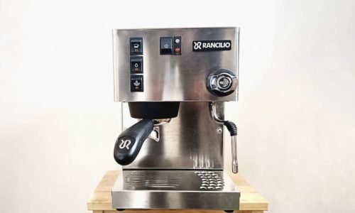 Rancilio Silvia Review: Coffee Cliché or Classy Classic? 