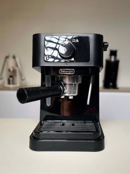 Trying to improve shits from Delonghi Stilosa with bottomless portafilter.  Tips? : r/espresso