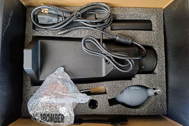 packaging of the sniper grinder

