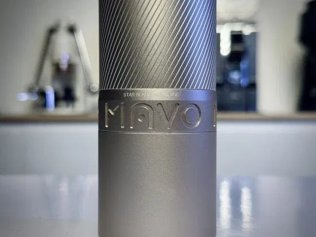 Mavo Phantox body close up