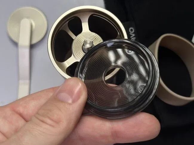 Mavo Phantox screw driver lid