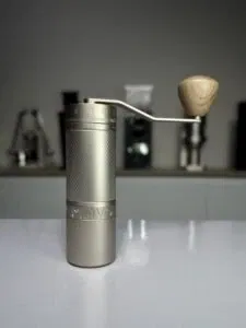 Mavo Phantox Pro on table